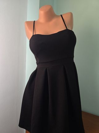VESTIDO NEGRO TALLA ÚNICA. NUEVO