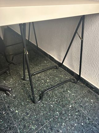 Caballetes Ikea negros (2 unidades)