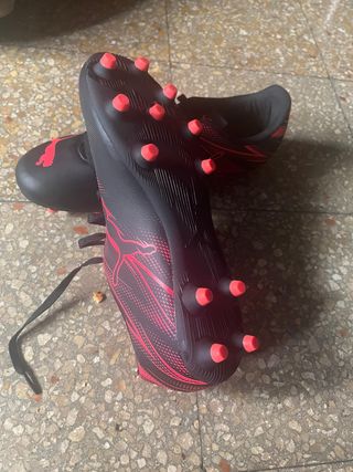 Zapatillas Fútbol Puma Negras Rojas
