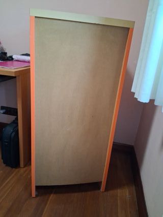 Cassettiera in legno con 6 cassetti 