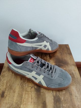 Zapatillas Onitsuka Tiger Tokuten Gris Talla 41.5
