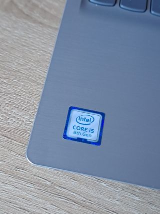 Portátil Lenovo i5 