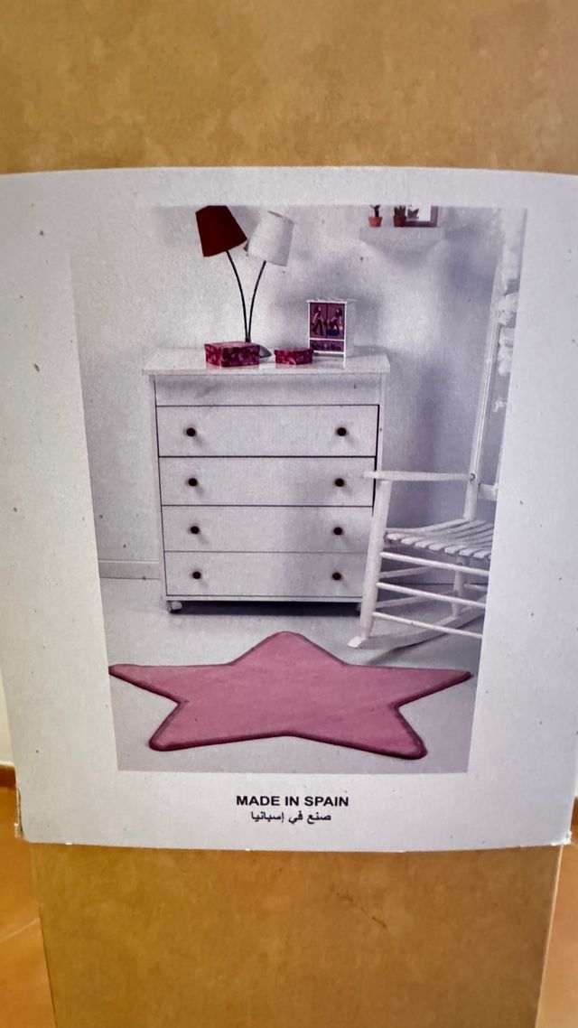 Alfombra infantil estrella rosa