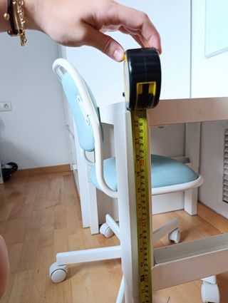 Escritorio infantil con silla antideslizante 