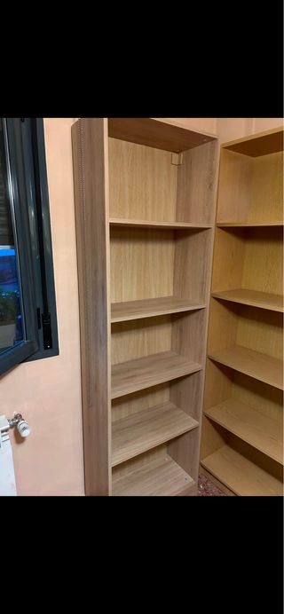 Librerías roble.