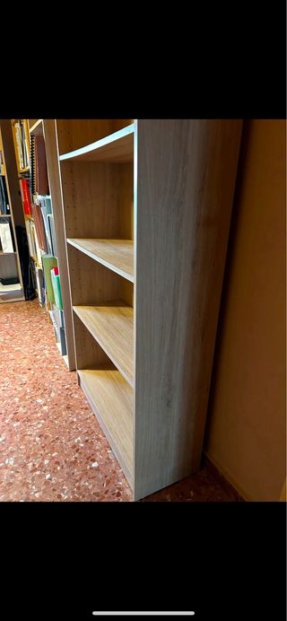 Librerías roble.