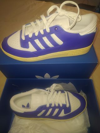 Zapatillas Adidas Centennial Lo 00 Morado/Blanco