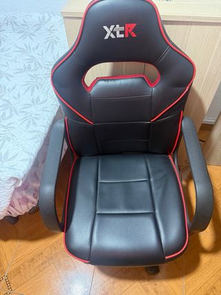 Silla Gamer XTR Negra y Roja