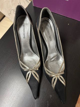Zapato negro tacón 