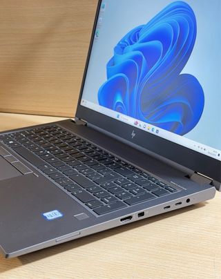 HP ZBook Fury 15 G7 Xeon / 16GB / 256GB
