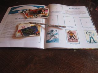 GUERREROS DEL ESPACIO ALBUM FACSIMIL Y CROMOS.LEER