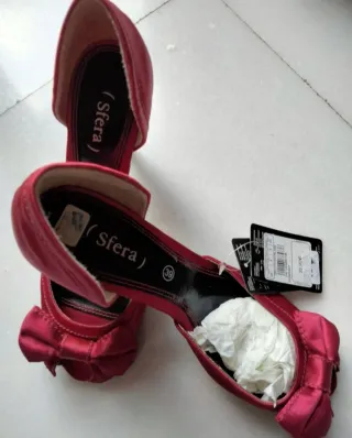 ZAPATOS TACÓN SFERA TALLA 39.