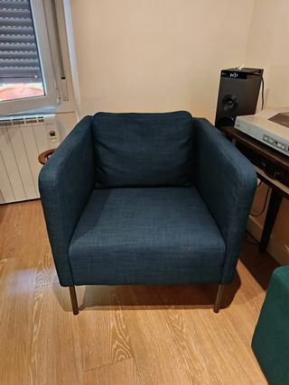 Sillón pequeño azul tela