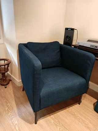 Sillón pequeño azul tela