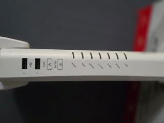 Router D-Link DVA-5593 AC2200 VoIP Modem