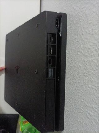 PS4 Slim (PlayStation 4) Negra