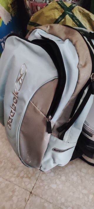 Mochila Reebok Azul y Beige