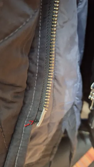 Parka Miss Sixty Negra Frío/Lluvia