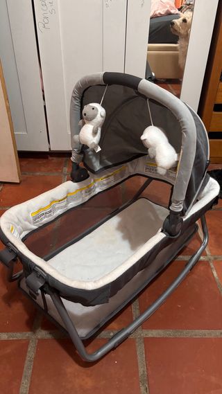 cuna móvil con Peluches Oveja
