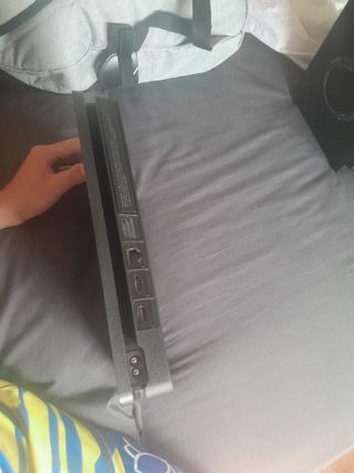 Consola PlayStation 4 Slim Negra