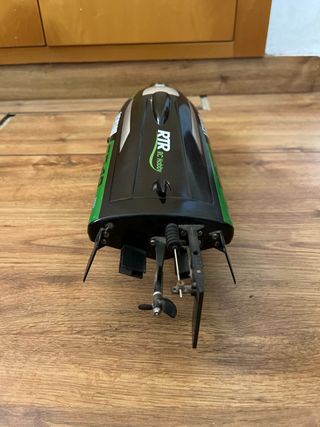 Barco RC Vector SR48 con mando