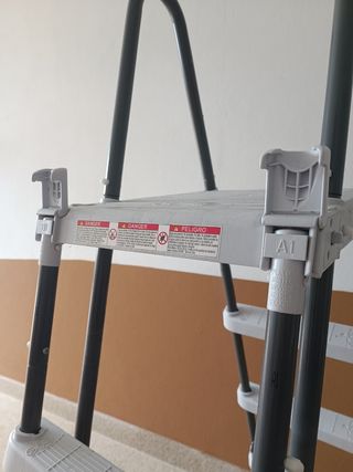 Escalera INTEX 3 peldaños piscina