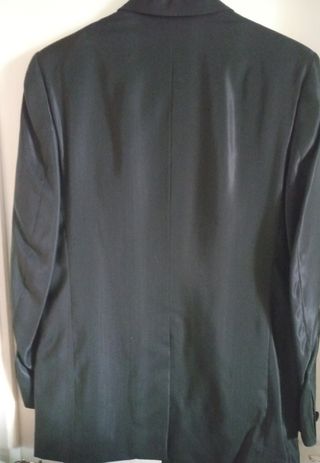 Traje de Hombre,Color negro.
Talla :50