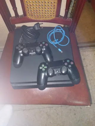 Consola PS4 Negra