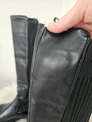Botas de piel natural negras