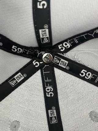 Berretto New Era Grigio con Patch
