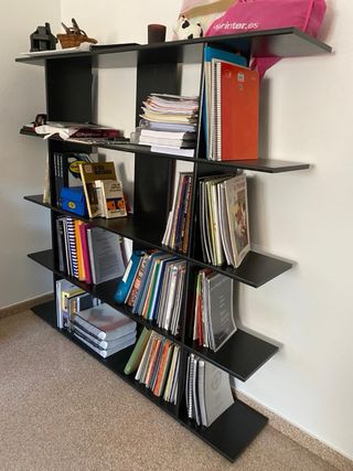 Estantería negra modular