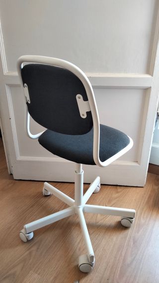 Silla de escritorio Ikea, tapizada entejido gris o