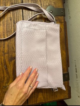 Borsetta a tracolla viola