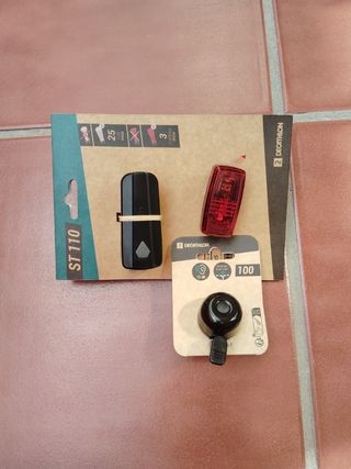 Luz Delantera, Trasera y Timbre para Bicicleta .