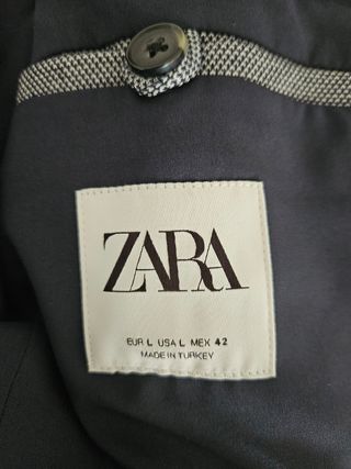 Chaqueta gris hombre