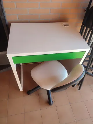 Escritorio y Silla Infantil