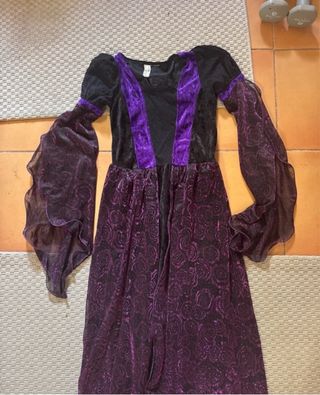 Disfraz Halloween Vampiro Terciopelo Morado
