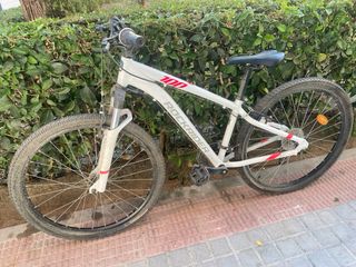 Bicicleta Rockrider 100 Blanca