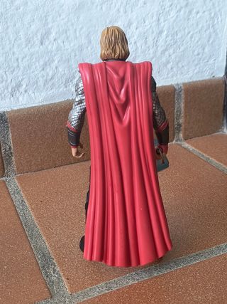 Figura Thor Superhéroe coleccionable

