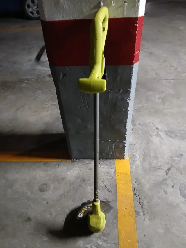 Cortabordes Eléctrico Amarillo