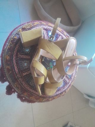 Sandali estivi CHEOS oro