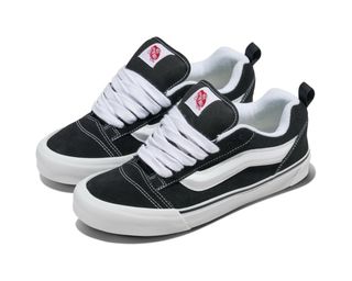 *ORIGINALES*
Vans Knu Skool Black & True White
