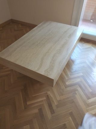 Mesa de mármol beige 140x80x40 cm