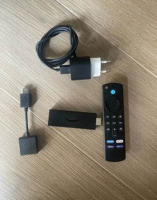 Amazon Fire TV Stick HD (leer descripción)