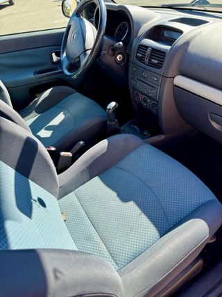 Renault Clio 2006