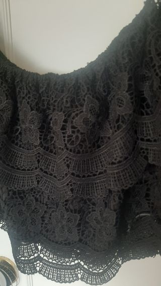 Blusa Crop Top Negro Encaje