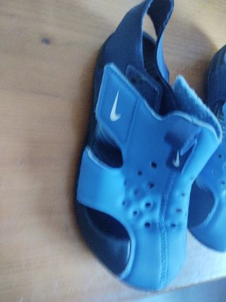 Sandalias Nike Niños Azul y Negro
