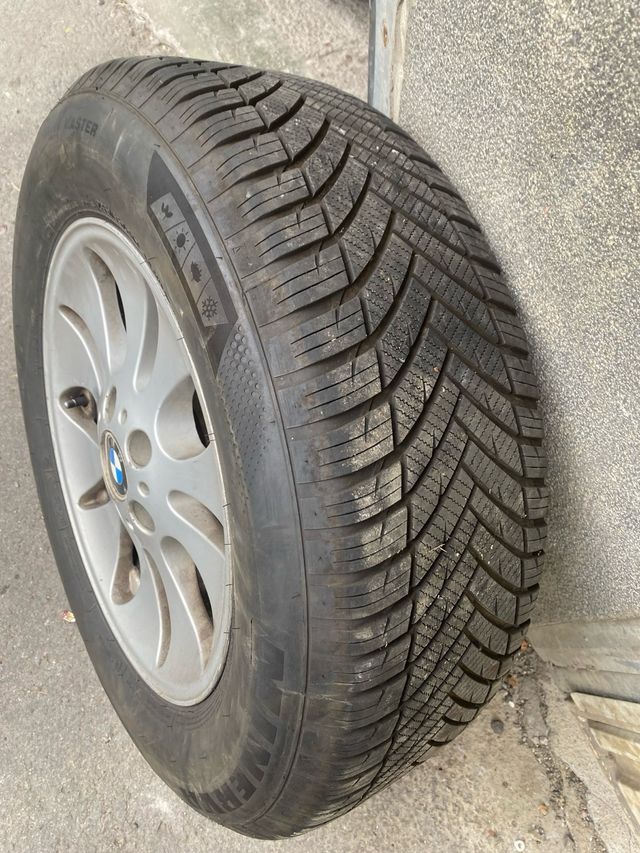 Neumáticos 235/65/17