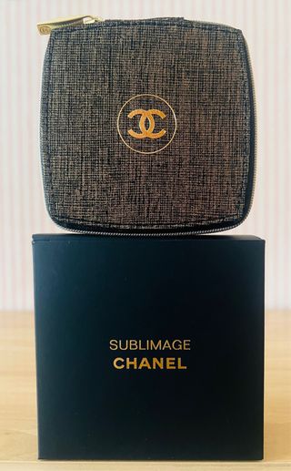 Custodia/portagioie Chanel nero e oro