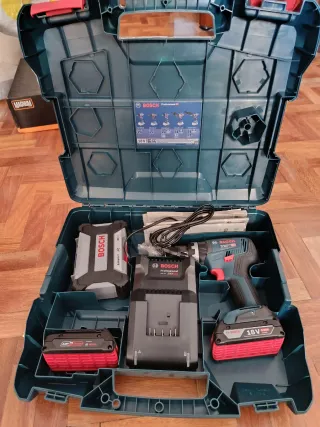 Taladro Bosch GSB 18V-55 Professional, 2 baterías